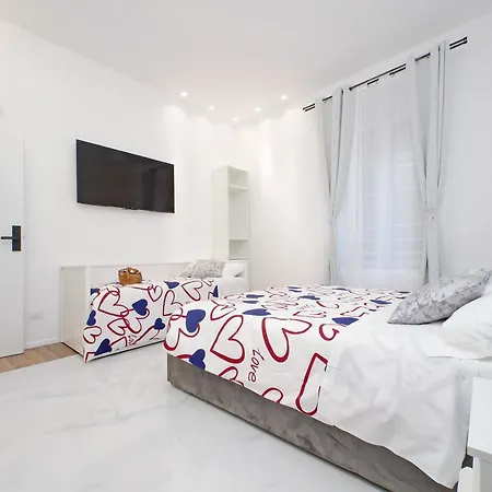 Lulu Sweet Guest house *